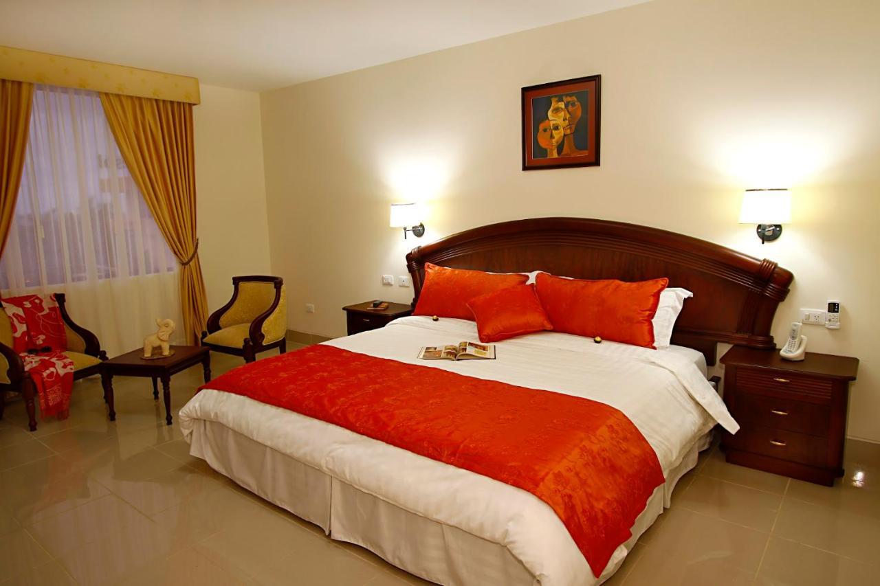 Hotel Club Del Sol Atacames Exterior foto