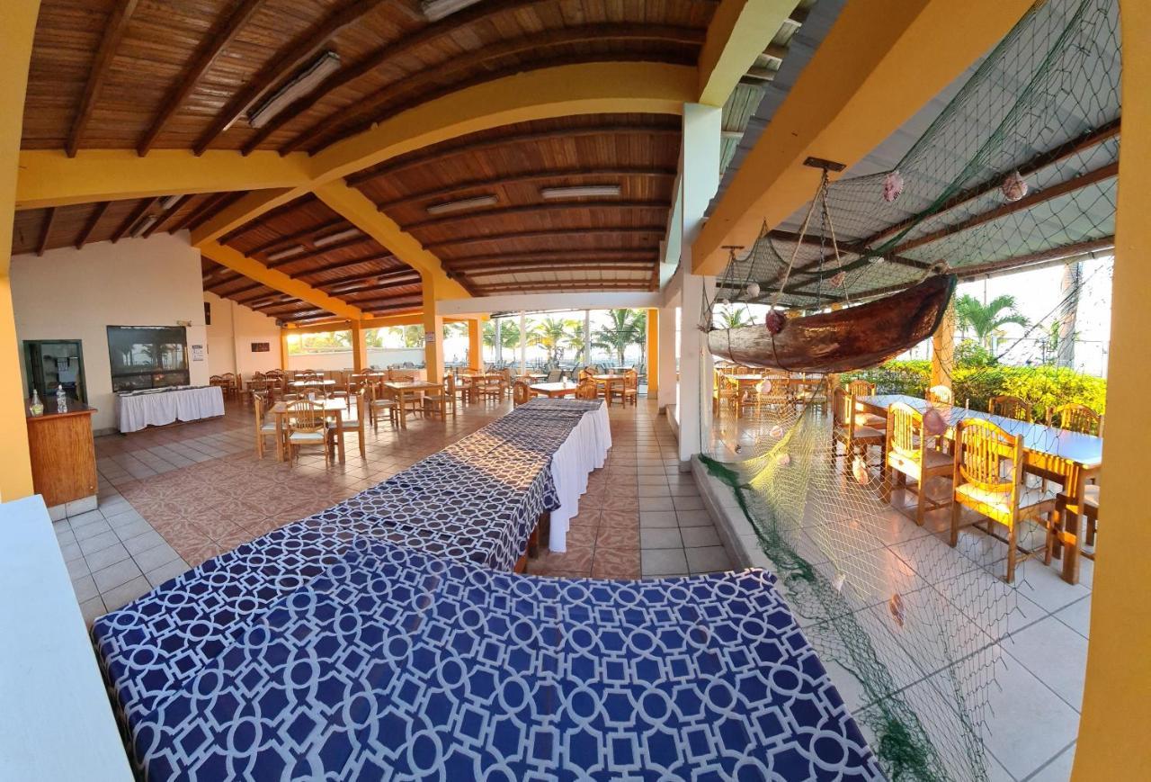 Hotel Club Del Sol Atacames Exterior foto