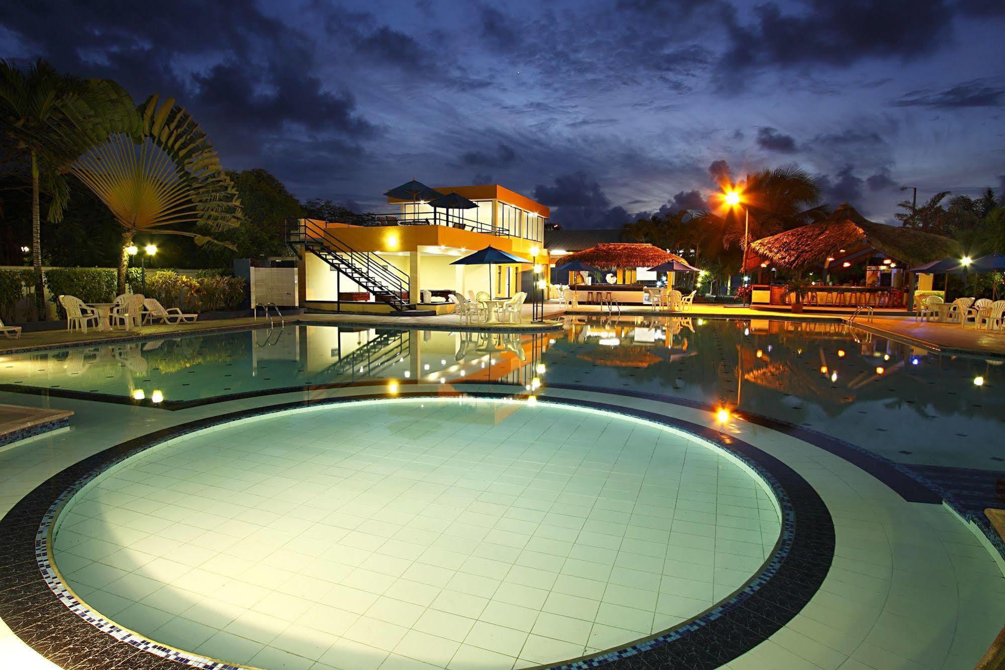 Hotel Club Del Sol Atacames Exterior foto